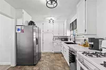 9908 Woodley Avenue, North Hills, CA 91343 - Photo 9