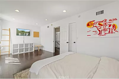 22930 Las Mananitas, Valencia, CA 91354 - Photo 37