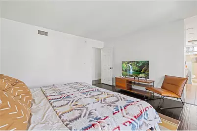 22930 Las Mananitas, Valencia, CA 91354 - Photo 29