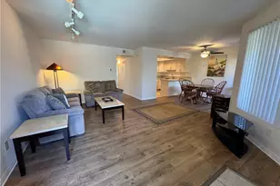 18408 Hatteras, Tarzana, CA 91356 - Photo 5