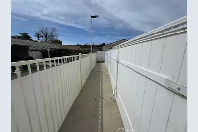 15057 Paddock, Sylmar, CA 91342 - Photo 5