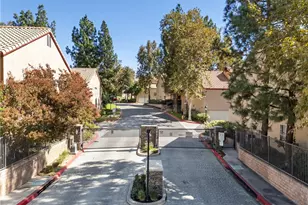 22713 Copper Hill, Saugus, CA 91350 - Photo 35