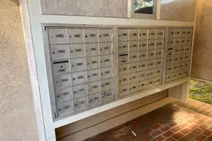 10331 Lindley Ave, Northridge, CA 91326 - Photo 21