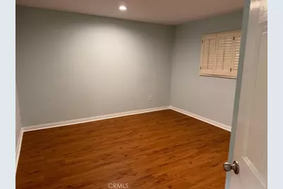 10331 Lindley Avenue #105, Northridge, CA 91326 - Photo 7