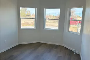 47363 W F-4 Ave, Lancaster, CA 93536 - Photo 3