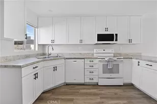 24430 Nicklaus Dr, Valencia, CA 91355 - Photo 11