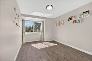 24430 Nicklaus Dr, Valencia, CA 91355 - Photo 25