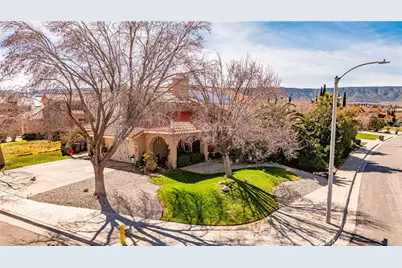 42665 Tempo, Lancaster, CA 93536 - Photo 5