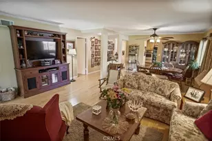 19334 Oak Crossing, Newhall, CA 91321 - Photo 5