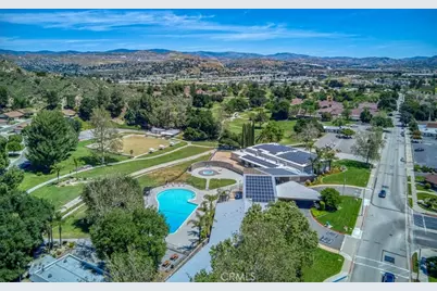 19334 Oak Crossing, Newhall, CA 91321 - Photo 21