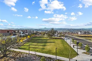 27129 Valley Oak, Valencia, CA 91381 - Photo 39