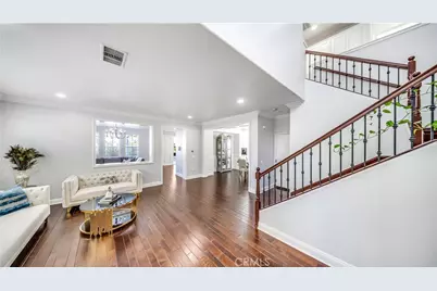 20701 Mopena, Porter Ranch, CA 91326 - Photo 7
