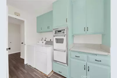 6215 Glide Avenue, Woodland Hills, CA 91367 - Photo 49