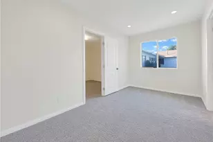 6215 Glide Ave, Woodland Hills, CA 91367 - Photo 17