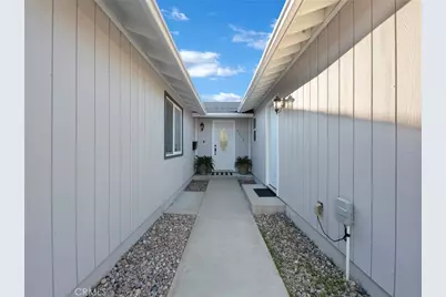 6215 Glide Avenue, Woodland Hills, CA 91367 - Photo 35