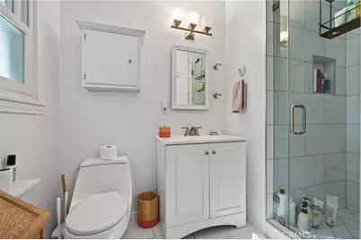 18624 Gledhill Street, Northridge, CA 91324 - Photo 19