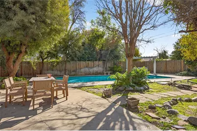 18624 Gledhill Street, Northridge, CA 91324 - Photo 35