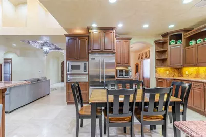 655 N Meyer Street, San Fernando, CA 91340 - Photo 13