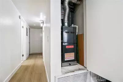 5700 Etiwanda #105, Tarzana, CA 91356 - Photo 15