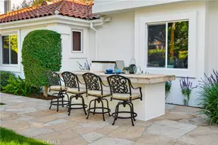 25527 Hamilton Ct, Calabasas, CA 91302 - Photo 45