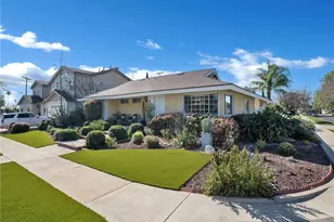 23040 Burton, West Hills, CA 91304 - Photo 29