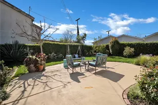 23040 Burton, West Hills, CA 91304 - Photo 21