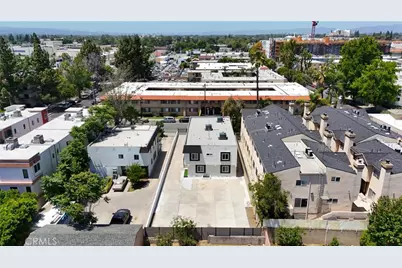 7010 Lennox Avenue, Van Nuys, CA 91405 - Photo 41