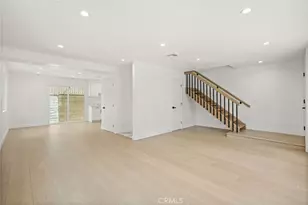 7010 Lennox Ave, Van Nuys, CA 91405 - Photo 5