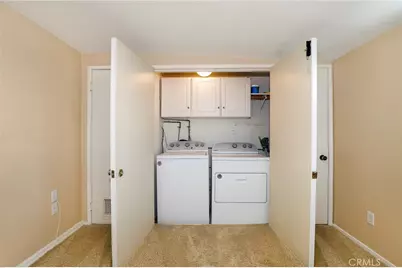 26807 Circle Of The Oaks, Newhall, CA 91321 - Photo 23