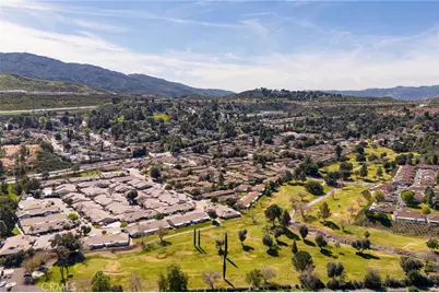 26807 Circle Of The Oaks, Newhall, CA 91321 - Photo 37