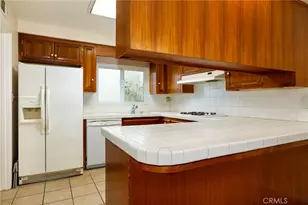 26807 Cir of the Oaks, Newhall, CA 91321 - Photo 11