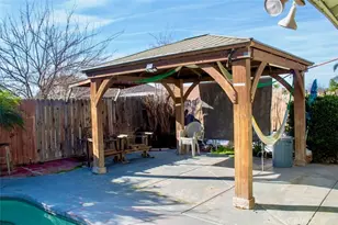 2901 Flint Hills, Bakersfield, CA 93313 - Photo 33