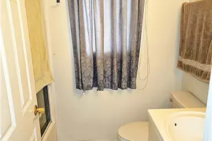 22057 Wyandotte, Canoga Park, CA 91303 - Photo 11