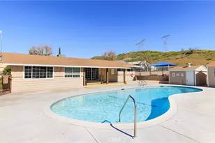 29021 Bouquet Canyon, Saugus, CA 91390 - Photo 35