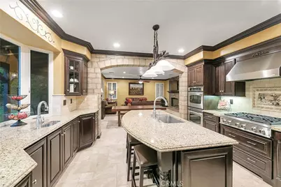 29345 Hacienda Ranch Court, Valencia, CA 91354 - Photo 3