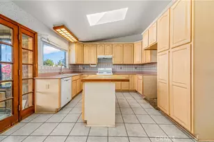 59 Cindy, Newbury Park, CA 91320 - Photo 5