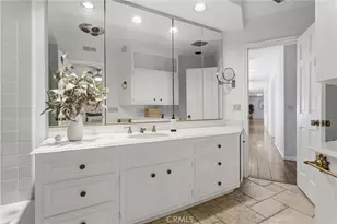 3906 Lake Vista Ct, Encino, CA 91316 - Photo 47