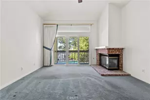 24436 Hampton Dr, Valencia, CA 91355 - Photo 29