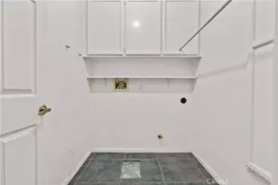 24436 Hampton Dr, Valencia, CA 91355 - Photo 21