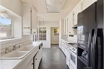 11117 Kling Street, Los Angeles, CA 91602 - Photo 17