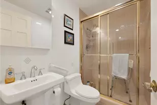 4524 Deanwood, Woodland Hills, CA 91364 - Photo 25