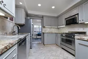 11911 Magnolia Blvd, Valley Village, CA 91607 - Photo 11