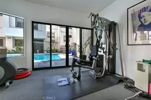 11911 Magnolia Blvd, Valley Village, CA 91607 - Photo 35