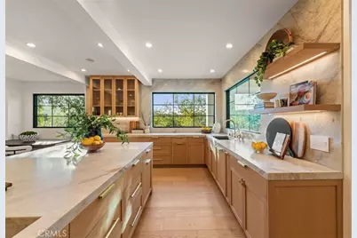 4017 Nogales, Tarzana, CA 91356 - Photo 15