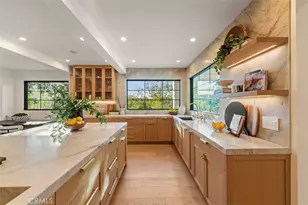 4017 Nogales, Tarzana, CA 91356 - Photo 15