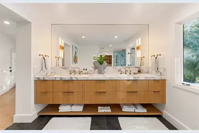 4017 Nogales, Tarzana, CA 91356 - Photo 37