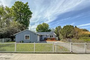 6565 Vicky Ave, West Hills, CA 91307 - Photo 1