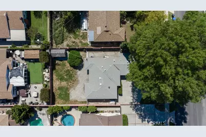 10926 Gaynor Avenue, Granada Hills, CA 91344 - Photo 27