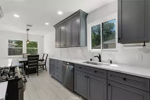 10926 Gaynor Ave, Granada Hills, CA 91344 - Photo 11