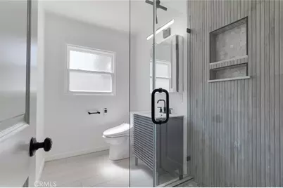 10926 Gaynor Avenue, Granada Hills, CA 91344 - Photo 17